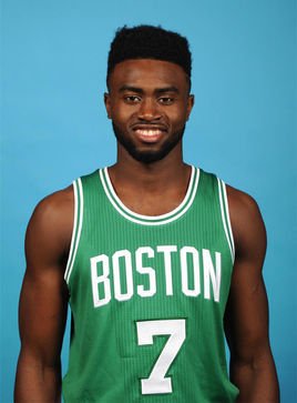 欧冠战报：索博斯洛伊点射绝杀，利物浦1-0力克国米（欧冠快讯：索博斯洛伊点球制胜，利物浦1-0击败国米）