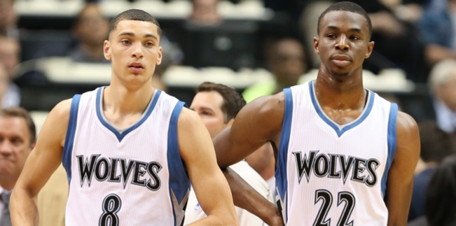 半场战报：海登海姆0-1门兴格拉德巴赫，凯文-迪克斯点射（半场战况：门兴格拉德巴赫1-0领先海登海姆，凯文-迪克斯点球破门）