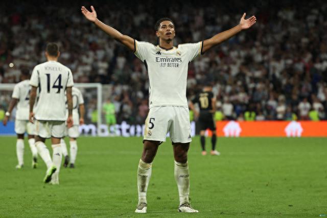 告别林皇！从被骂退役球员到联赛MVP，林加德在首尔FC的辉煌两年与未来挑战（送别林皇：从被指退役边缘到联赛MVP，林加德在首尔FC的两年高光与前路挑战）