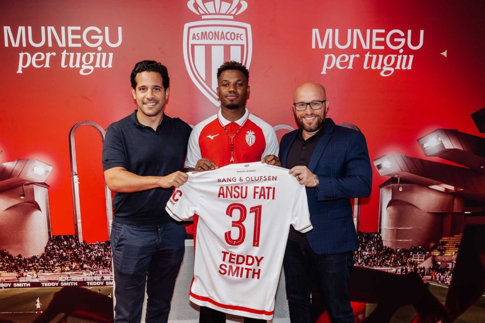 单节41分+21-0攻击波！库里31分带队血洗爵士，勇士终结三连败重返西部前八（单节爆砍41分+21-0高潮！库里31分率勇士狂胜爵士，终止三连败重返西部前八）